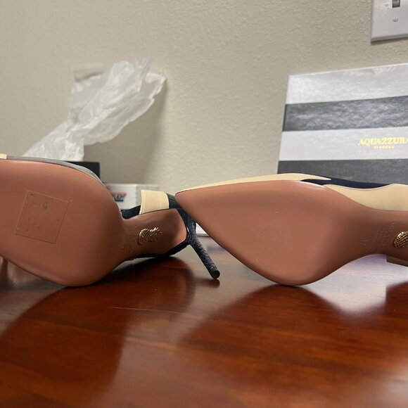 Aquazzura Seine Pump - New w/ box and dust bag *never worn* SIZE 37 - Picture 7 of 8